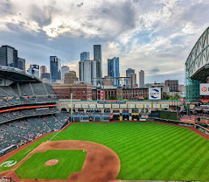 Houston Astros vs Kansas City Royals <br> May 14, 2025